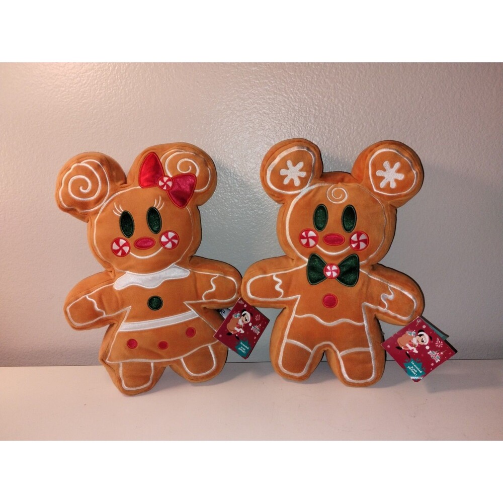 New Set of Rare DISNEY Mickey & Minnie Scented Gingerbread Shaped Pillow 2020